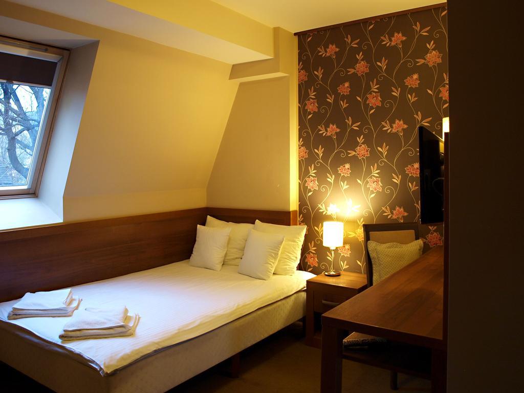 Hotel Sleza Sobótka Екстериор снимка