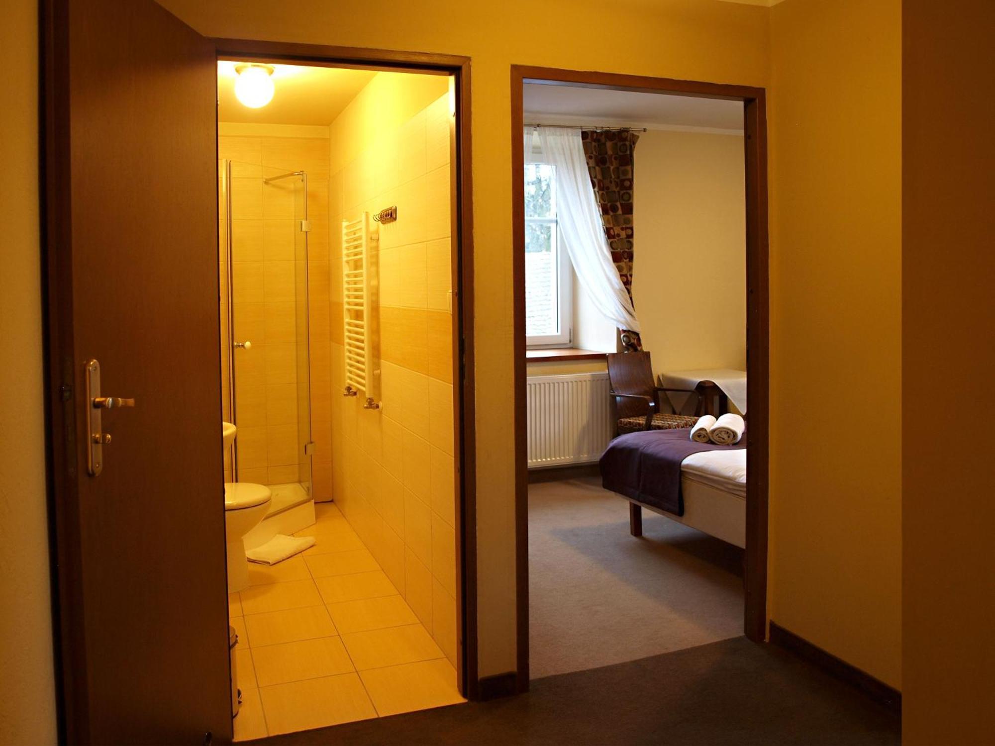 Hotel Sleza Sobótka Стая снимка